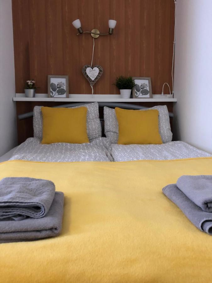 Milla Apartman سنتيندري المظهر الخارجي الصورة